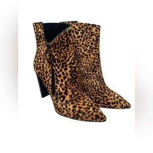 Paige “Kate” bootie in animal cheetah printed calf hair sz 9